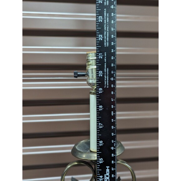 Vintage MCM Gold Metal Swirl Table Lamp - Picture 10 of 10